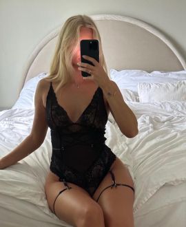 escort massage i Klarup - Escort Model